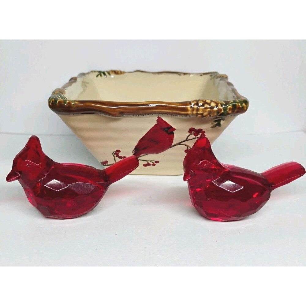 Cardinal Lot 2 Acrylic Ganz Red Birds & St Nicholas Square Snow Valley Bowl
